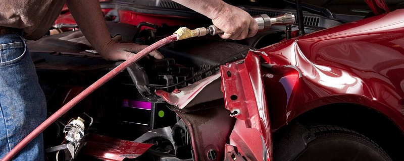 Автожестянщик